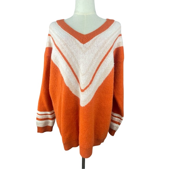 BiBi Women’s V-Neck Sweater in Orange and Cream Size L - Picture 2 of 10